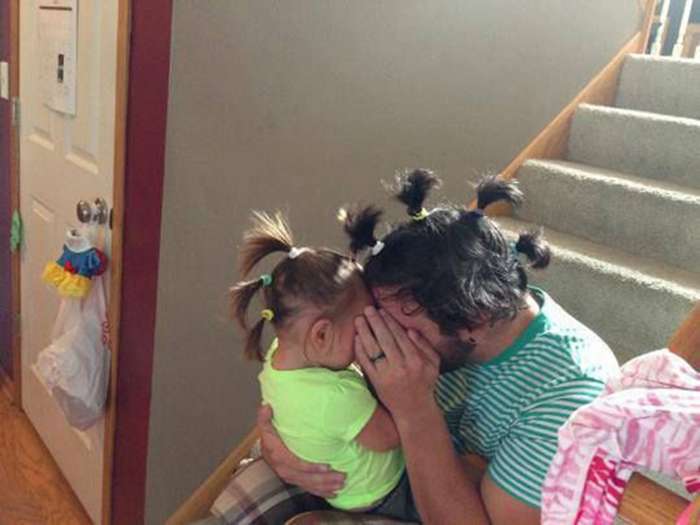 Ничто так не красит отцов, как их дочери: смешные фото